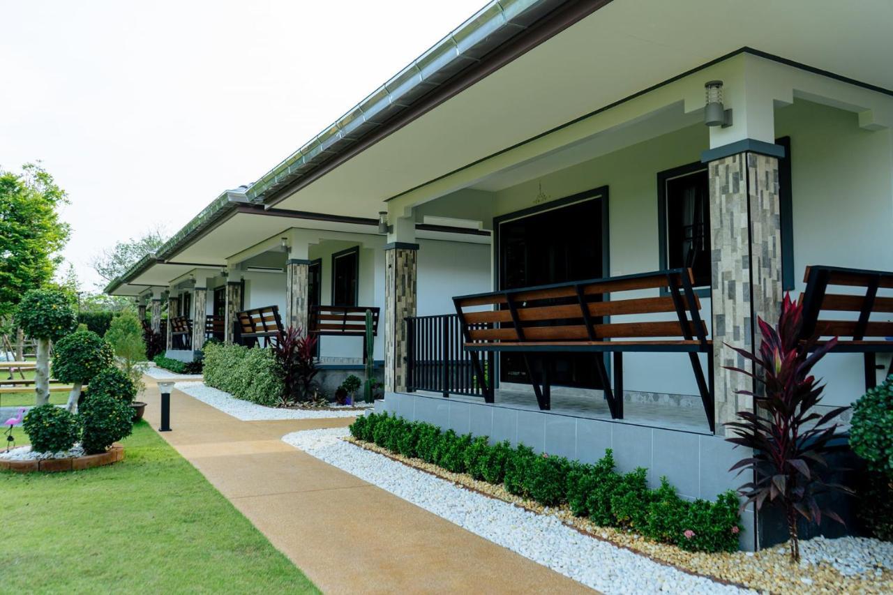 Thai Smile Resort Rayong Ngoại thất bức ảnh